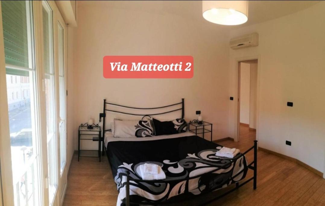 Via Matteotti & Via Carracci Apartments 博洛尼亚 外观 照片
